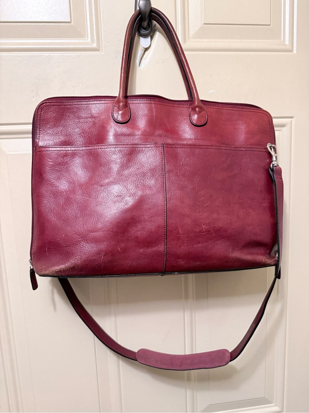 Wilson Italian Leather Travel Briefcase in Burgundy - Classic Design